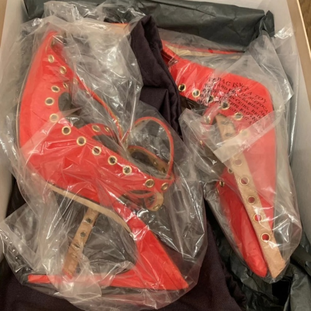 Brian Atwood suede pumps - Picture 4 of 8